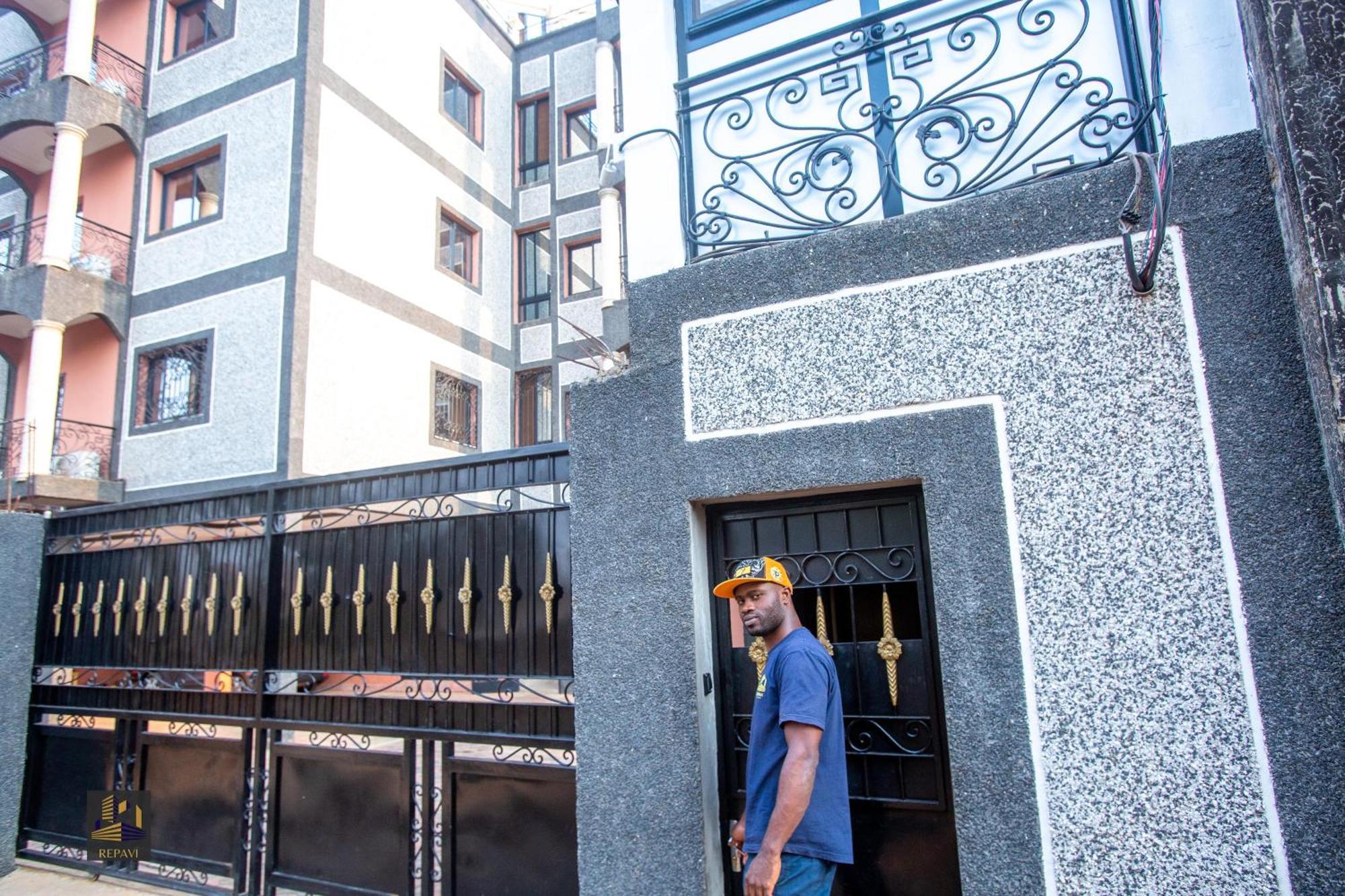 Repavi Lodge Yaounde Exterior photo